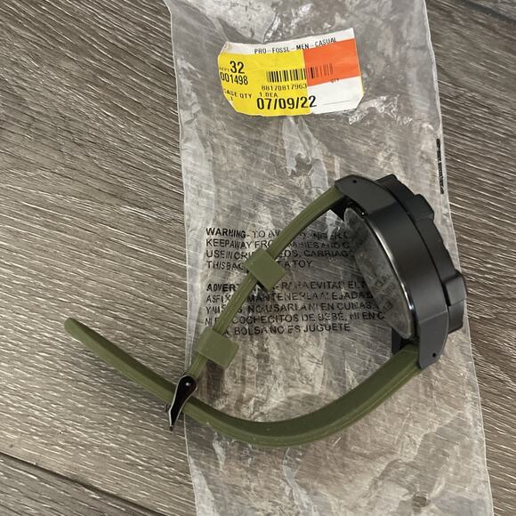 Brand New Men's Chronograph Watch On Army Color Olive Green - Picture 5 of 6